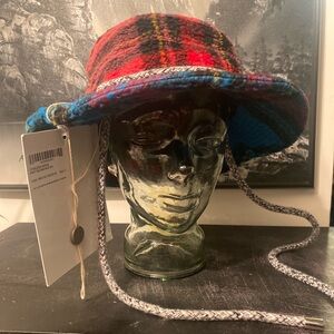 KhrisJoy Plaid Bucket Hat